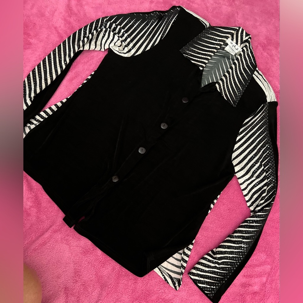 Black/White Pantsuit that Sparkles!